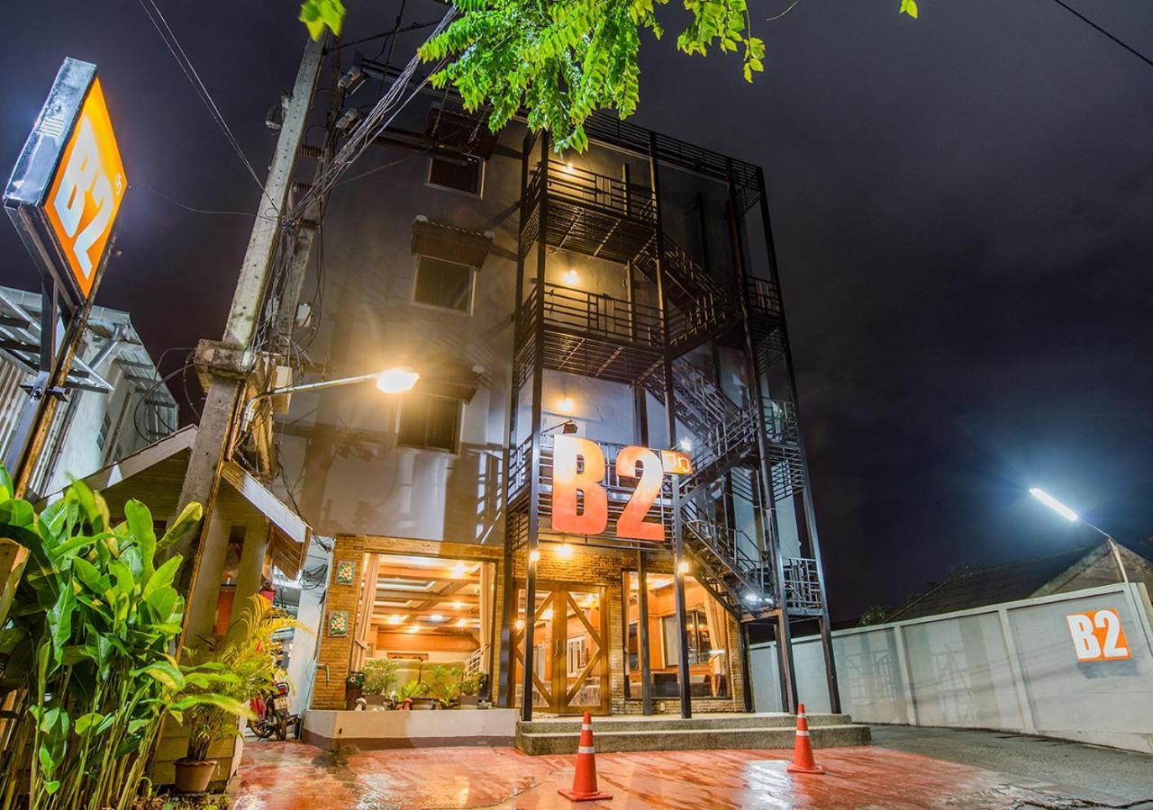 ホテルB2 Night Bazaar チェンライ エクステリア 写真